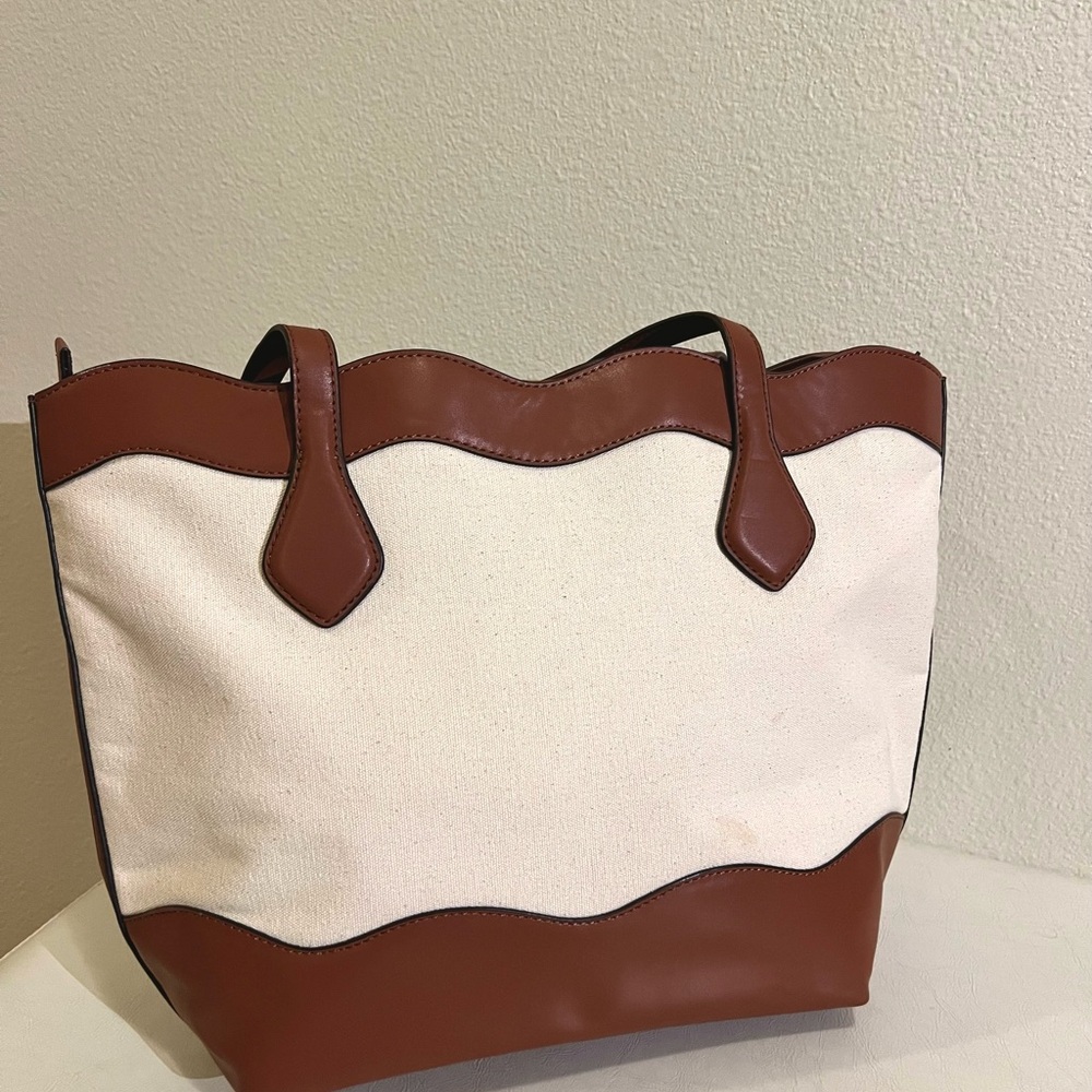 LOFT Tan and Cream Tote Bag